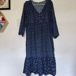 Old navy tiered maxi. Balloon sleeve.blue floral.